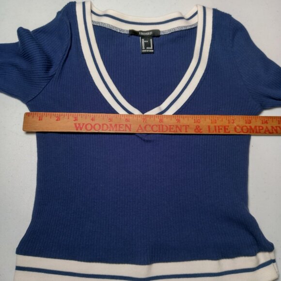 Forever 21 Shirt Juniors Medium Baby Crop Top Ribbed Blue Varsity Academia Y2K - Picture 5 of 16